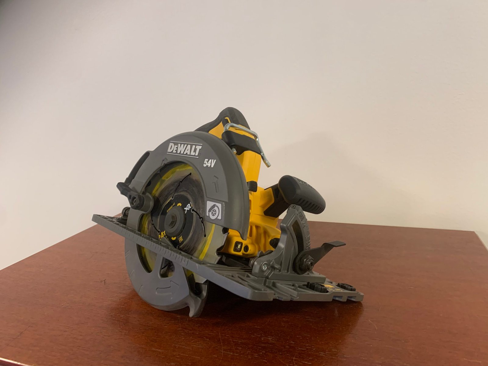 Lej Dyk sav Dewalt med lan pr. dag (Inhouse) - Billede 2