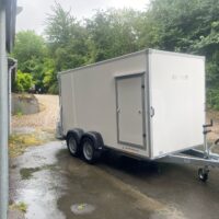 Lej flytte/cargo trailer hos os.